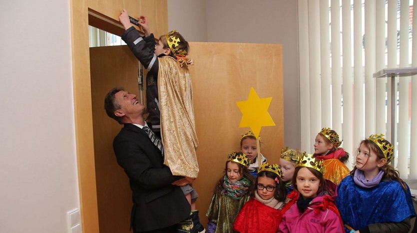 Sternsinger im Rathaus (Foto: P. Grabe)