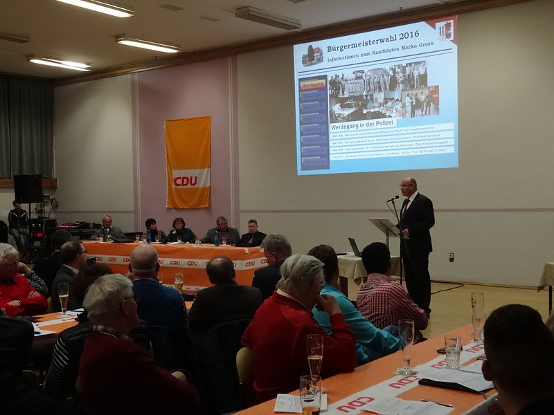 Marko Grosa bei seinem Vortrag (Foto: Ilka K&uuml;hn)