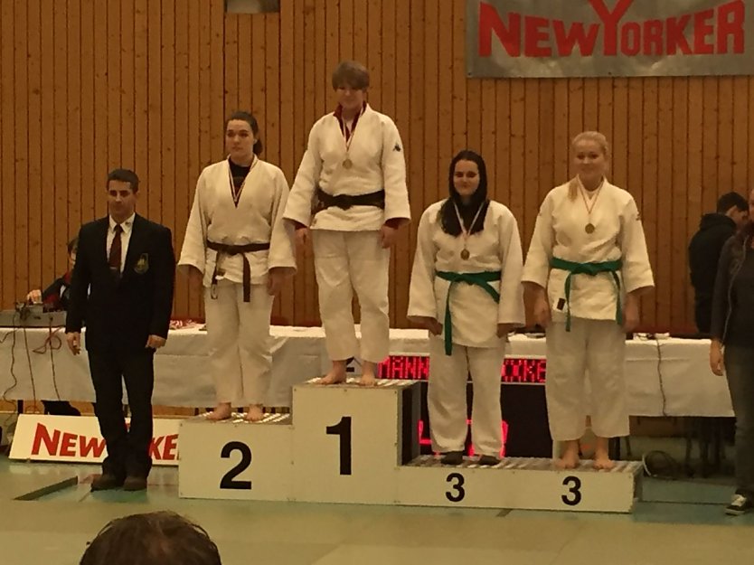 Machte den dritten Platz: Angelique K&ouml;hler bei der Landesmeisterschaft U18 (Foto: Thomas K&ouml;hler)