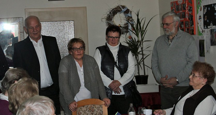 Seniorenclub in Clingen in neuer Form (Foto: Karl-Heinz Herrmann) Seniorenclub in Clingen in neuer Form (Foto: Karl-Heinz Herrmann)