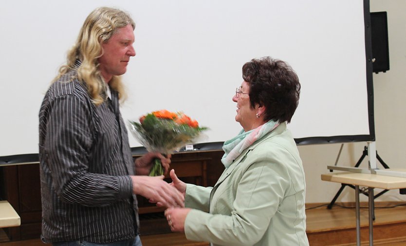 Wahl der/des 1. ehrenamtlichen Beigeordneten (Foto: Karl-Heinz Herrmann) Wahl der/des 1. ehrenamtlichen Beigeordneten (Foto: Karl-Heinz Herrmann)