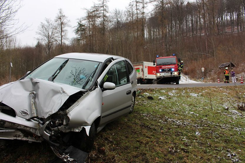 Unfall Flinsberg (Foto: Feuerwehr Heiligenstadt) Unfall Flinsberg (Foto: Feuerwehr Heiligenstadt)