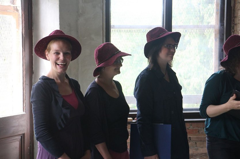 Zum Auftakt lie&szlig; der Verein Grammophon Mai-Musik erklingen (Foto: Angelo Glashagel)