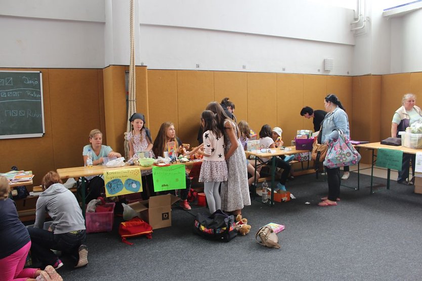 Feierliche &Uuml;bergabe Grundschule (Foto: Karl-Heinz Herrmann)