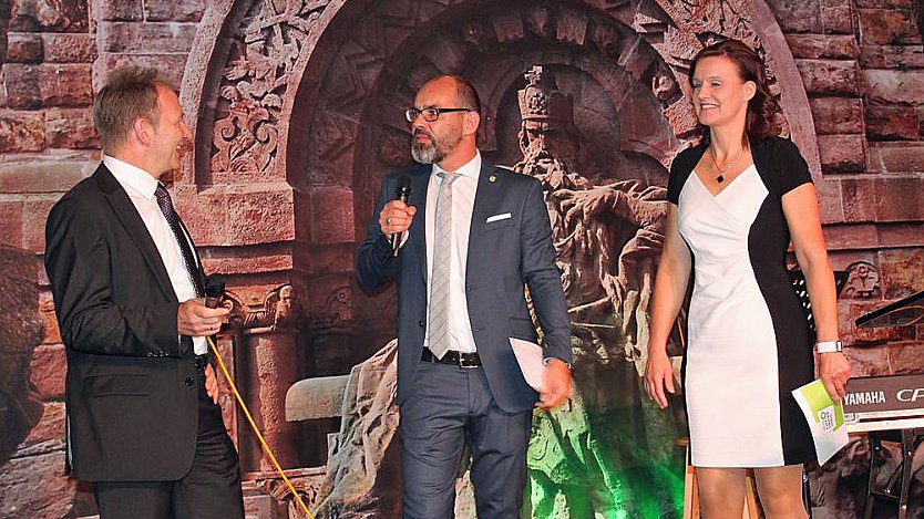 Ehrenamtsgala (Foto: Karl-Heinz Herrmann) Ehrenamtsgala (Foto: Karl-Heinz Herrmann)