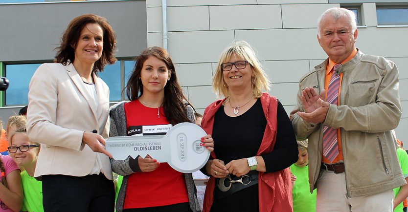 Erweiterungsbau übergeben (Foto: Karl-Heinz Herrmann) Erweiterungsbau übergeben (Foto: Karl-Heinz Herrmann)