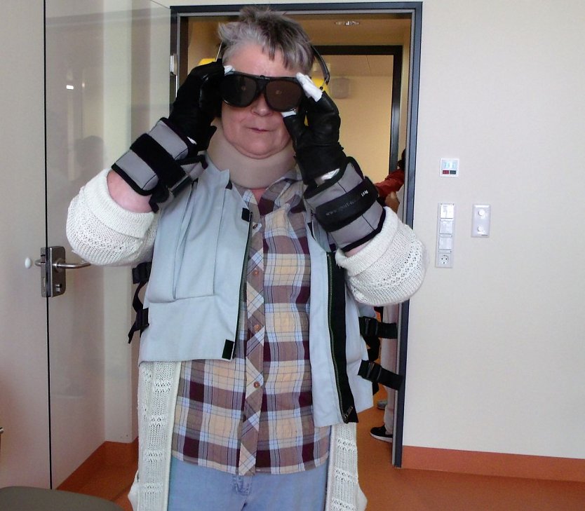 Beim Test des Lebens als 90 Jährige (Foto: eine nette Physiotherapeutin) Beim Test des Lebens als 90 Jährige (Foto: eine nette Physiotherapeutin)