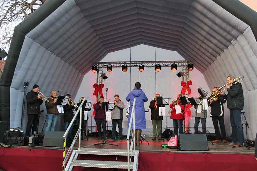 Weihnachtsmarkt Bad Frankenhausen er&ouml;ffnet (Foto: Karl-Heinz Herrmann)
