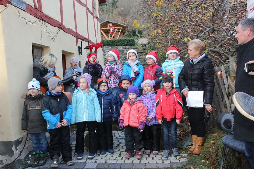 Der Weihnachtsmann kam nach Jechaburg (Foto: Karl-Heinz Herrmann)