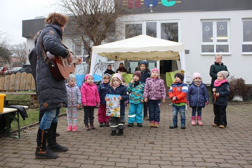 Weihnachtsmarkt im Hasenholz � &Ouml;stertal (Foto: Karl-Heinz Herrmann)