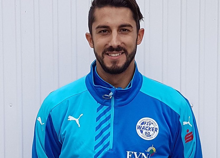 Trainings-Top (Foto: Wacker 90/Bernd Peter)