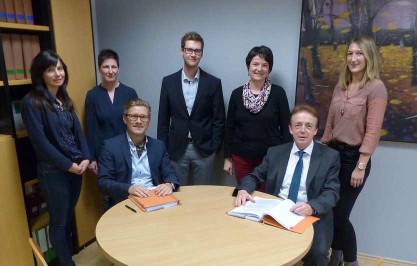 Das Team der Kanzlei (Foto: NUV)
