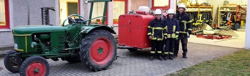 Müssen die Kleinberndtner mit einem Traktor zum Brandort fahren? (Foto: privat)