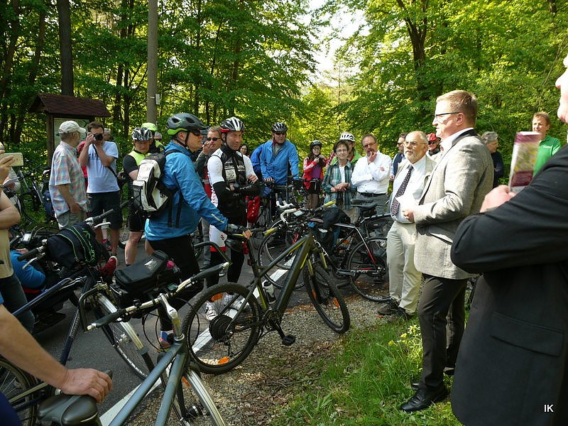 Radwegeröffnung (Foto: Ilka Kühn) Radwegeröffnung (Foto: Ilka Kühn)