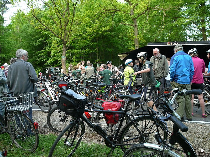 Viele Radfahrer kamen zur Eröffnung (Foto: Ilka Kühn) Viele Radfahrer kamen zur Eröffnung (Foto: Ilka Kühn)