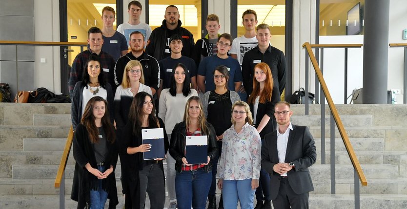 Zum Azubi-Botschafter ernannt (Foto: IHK)