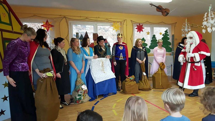 Weihnachtsüberraschung in Kita (Foto: privat) Weihnachtsüberraschung in Kita (Foto: privat)