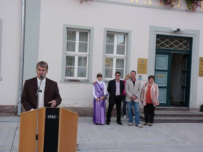 Feierliche &Uuml;bergabe Markt Bad Frankenhausen (Foto: Karl-Heinz Herrmann)