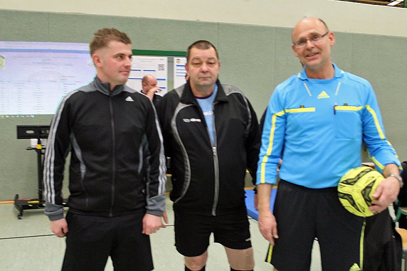 Fußballturnier (Foto: Karl-Heinz Herrmann) Fußballturnier (Foto: Karl-Heinz Herrmann)