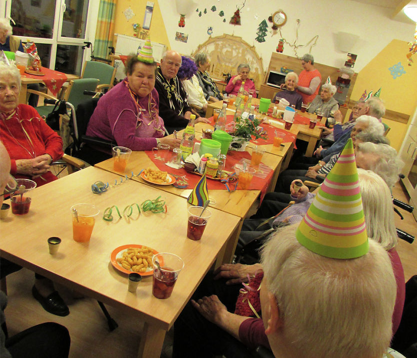 Viele Höhepunkte zum Jahresende gab es im Seniorenzentrum Katharina von Bora (Foto: Lydia Schubert) Viele Höhepunkte zum Jahresende gab es im Seniorenzentrum Katharina von Bora (Foto: Lydia Schubert)