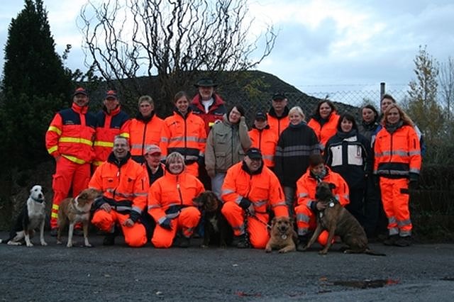 Stolze Hundeführer (Foto: privat) Stolze Hundeführer (Foto: privat)