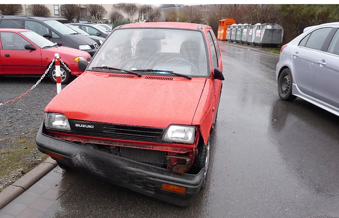 Unfall am Kaufland Sondershausen (Foto: Karl-Heinz Herrmann) Unfall am Kaufland Sondershausen (Foto: Karl-Heinz Herrmann)