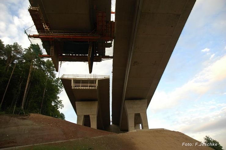 Halb-Fertig (Foto: F. Jeschke) Halb-Fertig (Foto: F. Jeschke)