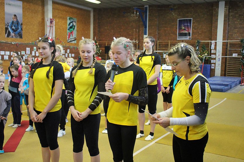Andrang bei Weihnachtsturnen (Foto: Karl-Heinz Herrmann)