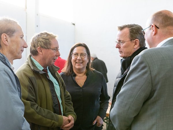 Im Gespr&auml;ch mit dem Ministerpr&auml;sidenten (Foto: Staatskanzlei)