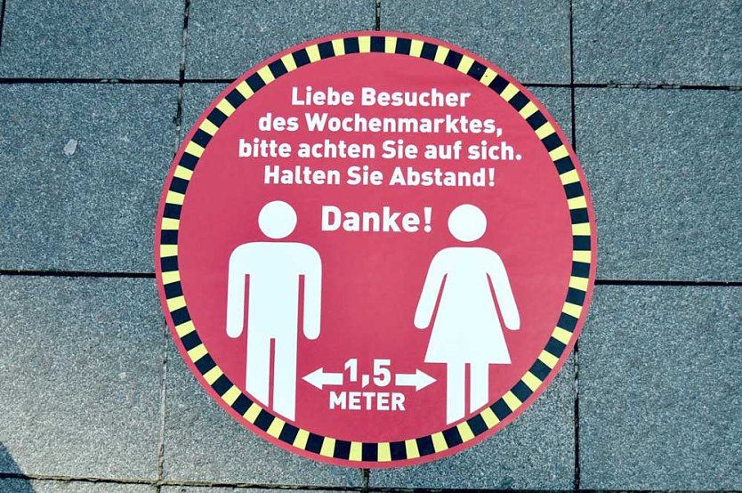 Hinweise auf dem Marktplatz (Foto: Stadt Sondershausen)