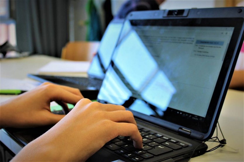 Im Bereich des digitalen Lernens liegt Deutschland im europ&auml;ischen Vergleich auf Platz 27 von 27 (Foto: Jan-Niklas Reiche)