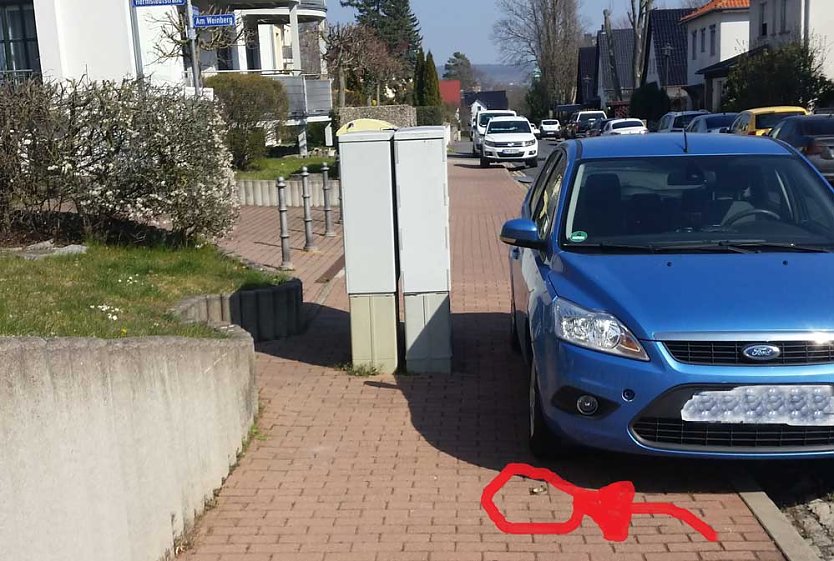 &Auml;rgerliches Hindernis im Hubertusweg in Sondershausen (Foto: T. Leipold)