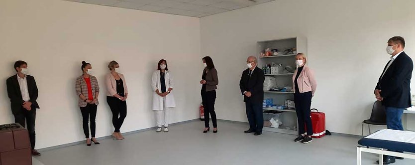 Infektionspraxis heute in Bad Frankenhausen &uuml;bergeben (Foto: Karl-Heinz Herrmann)