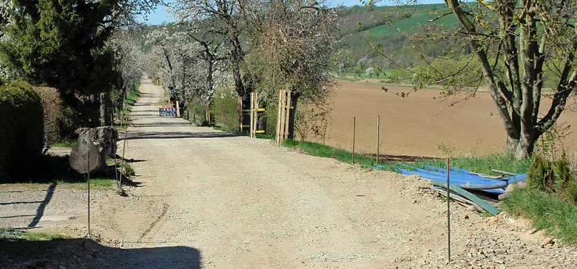 Neuer Radweg nimmt Form an (Foto: Karl-Heinz Herrmann) Neuer Radweg nimmt Form an (Foto: Karl-Heinz Herrmann)