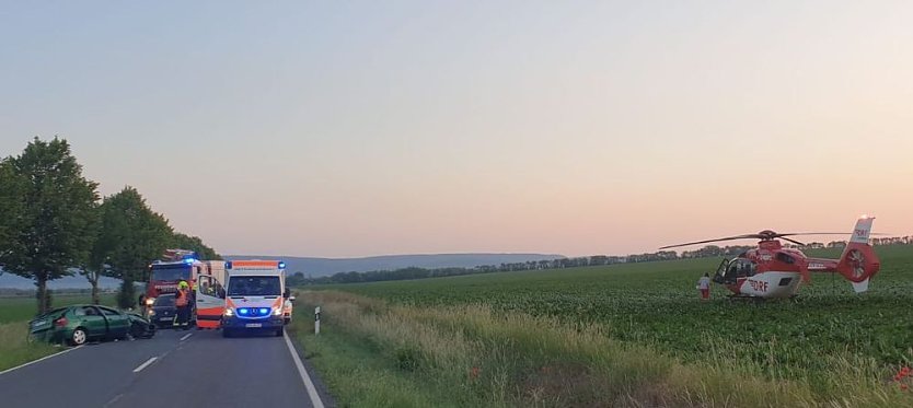 Schwerer Verkehrsunfall (Foto: Silvio Dietzel) Schwerer Verkehrsunfall (Foto: Silvio Dietzel)