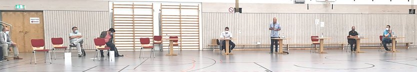 Blick auf das verbliebene Pr&auml;sidium (Foto: nnz)