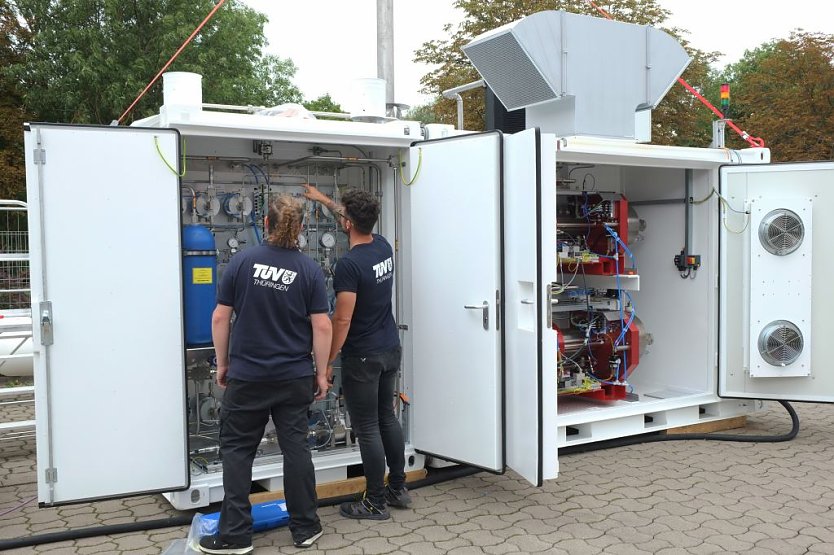 T&Uuml;V Th&uuml;ringen pr&uuml;ft Sicherheit von Wasserstofftankstellen Made in Nordhausen (Foto: T&Uuml;V Th&uuml;ringen)