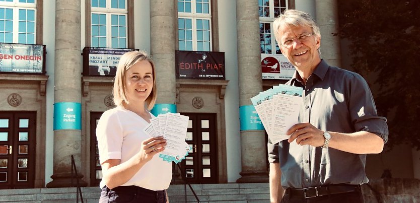 Intendant Daniel Klajner und Dorothee Probst stellten heute die n&auml;chste Etappe des Corona-Spielplans am Nordh&auml;user Theater vor (Foto: agl)
