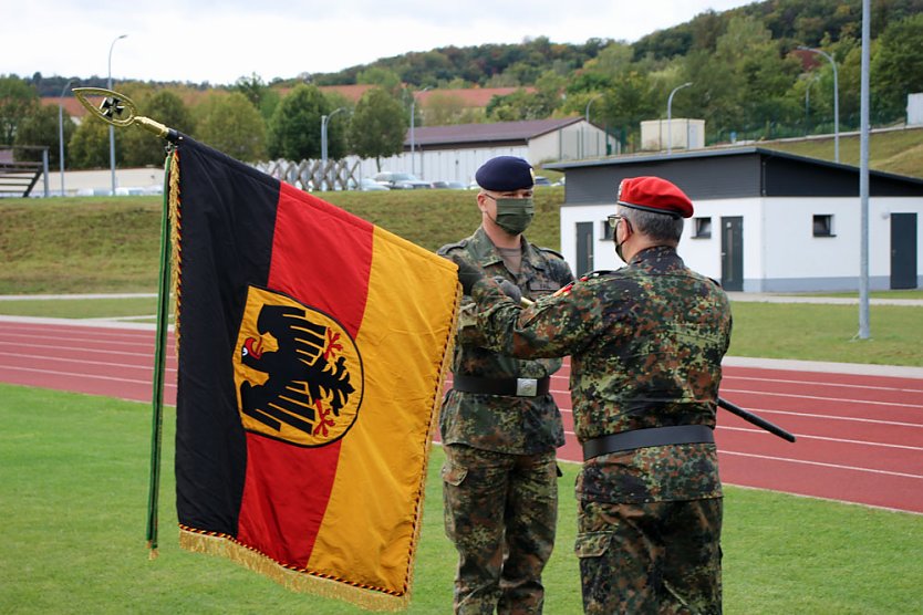 Kürzeste Kommandeurszeit der Bundeswehr (Foto: Karl-Heinz Herrmann) Kürzeste Kommandeurszeit der Bundeswehr (Foto: Karl-Heinz Herrmann)