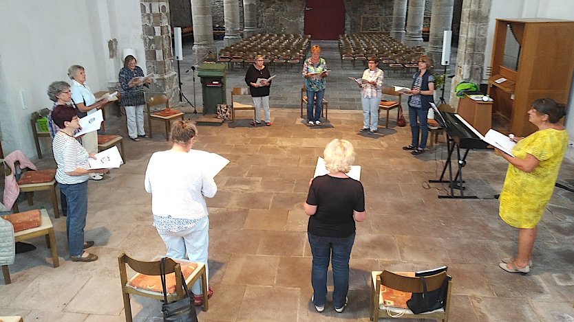 Vorbereitung auf das große Ereignis (Foto: R.Englert) Vorbereitung auf das große Ereignis (Foto: R.Englert)