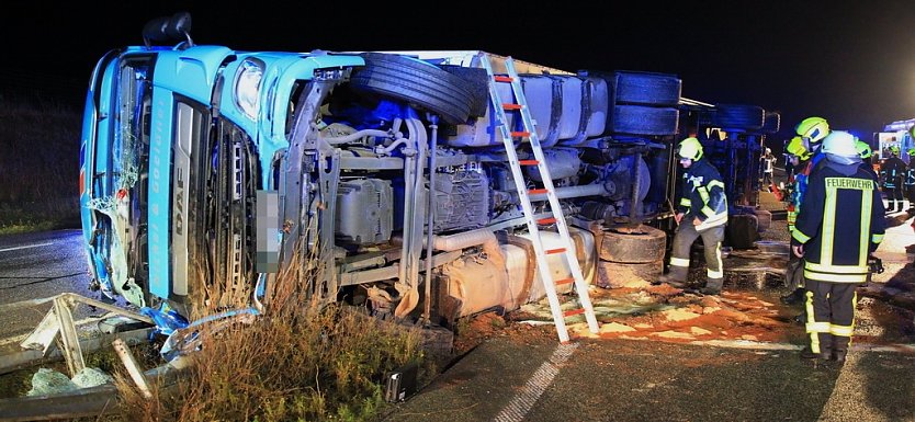 Lkw-Unfall auf der A38 (Foto: S. Dietzel)