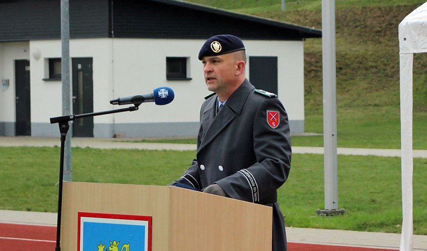 Vereidigung an einem geschichtstr&auml;chtigen Tag der Bundeswehr (Foto: Karl-Heinz Herrmann)