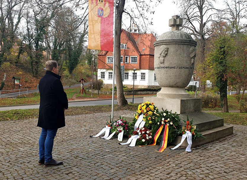 Volkstrauertag in Bad Frankenhausen (Foto: Peter M&ouml;bius)