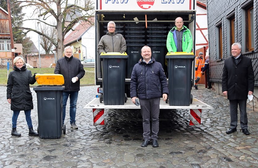 Startschuss für Verteilung der gelben Tonnen heute Morgen  (Foto: J.Piper)