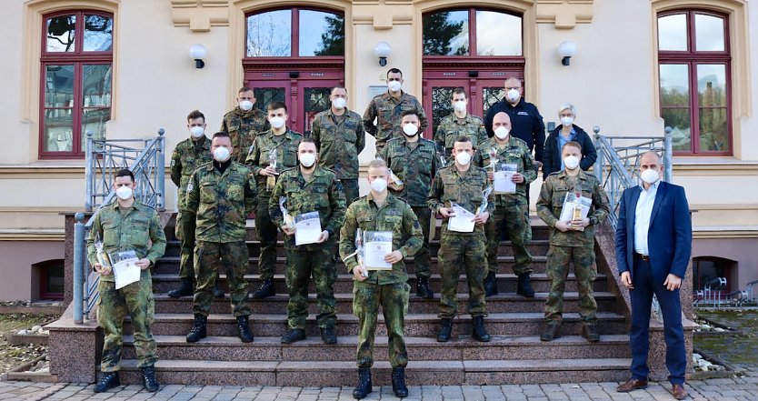 Verabschiedung von Helfern der Bundeswehr (Foto: Nicole Mattern)