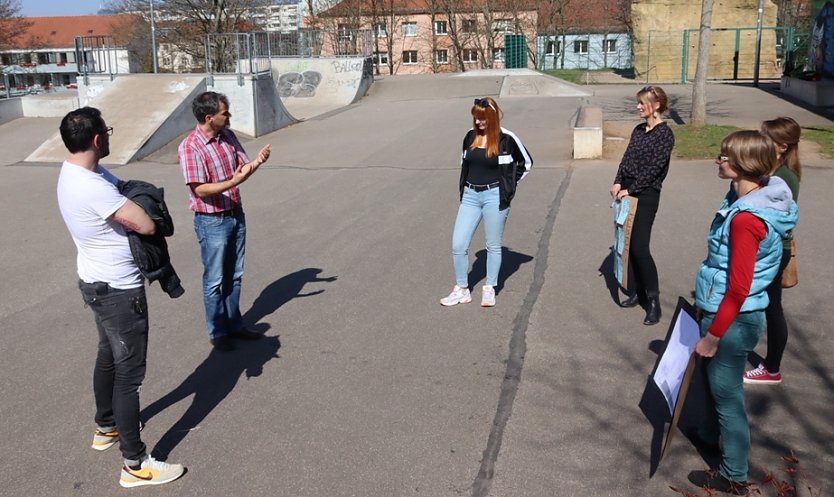 Diskussionen um die Entwicklung der Skaterbahn (Foto: Stadtverwaltung Nordhausen)