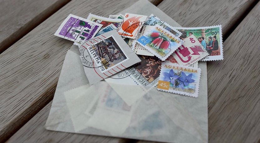 Briefmarken im KILA (Foto: F.Tuschy)