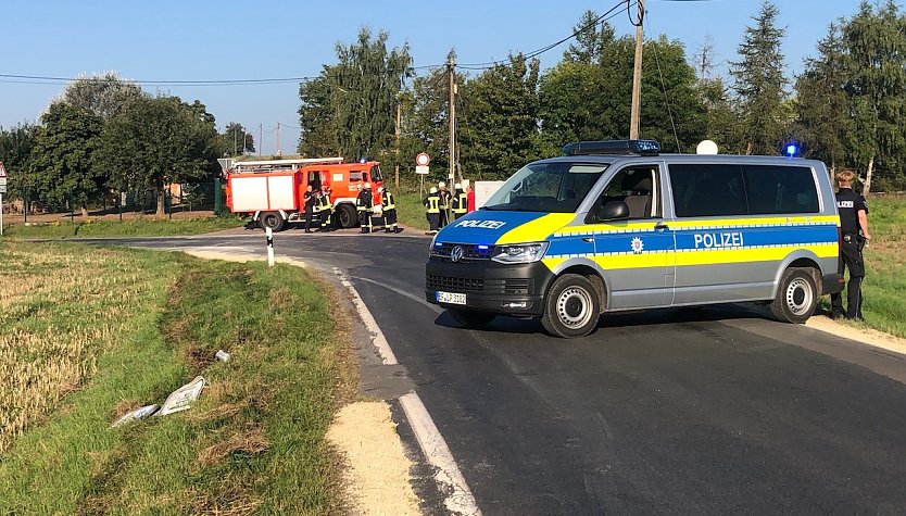 Unfall bei Hain (Foto: S.Dietzel) Unfall bei Hain (Foto: S.Dietzel)