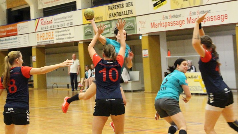 Das 1:0 durch Claudia Dudek. Die NSV-Kapitänin war mit insgesamt acht Toren eine echte Anführerin ihrer Mannschaft. (Foto: U.Tittel)