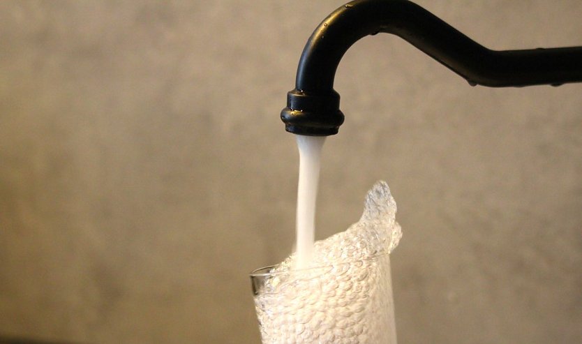 Ab heute flie&szlig;t weicheres Wasser durch die H&auml;hne (Foto: Eva Maria Wiegand)